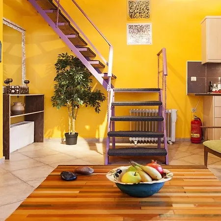Apartman Kirki *