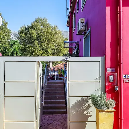 Апартаменты Kirki *