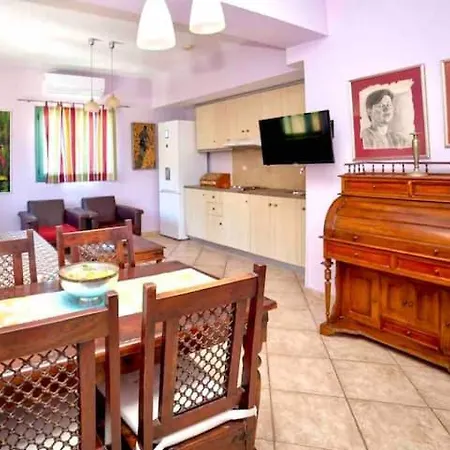 Apartman Kirki *