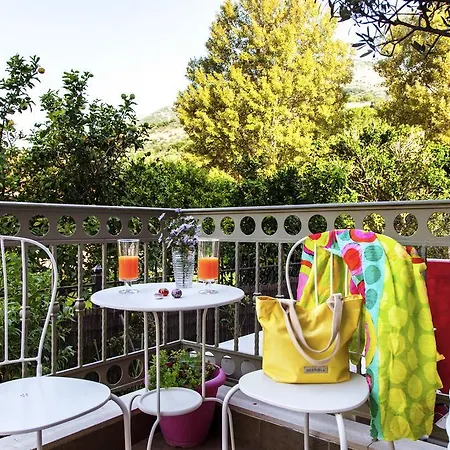 Апартаменты Kirki